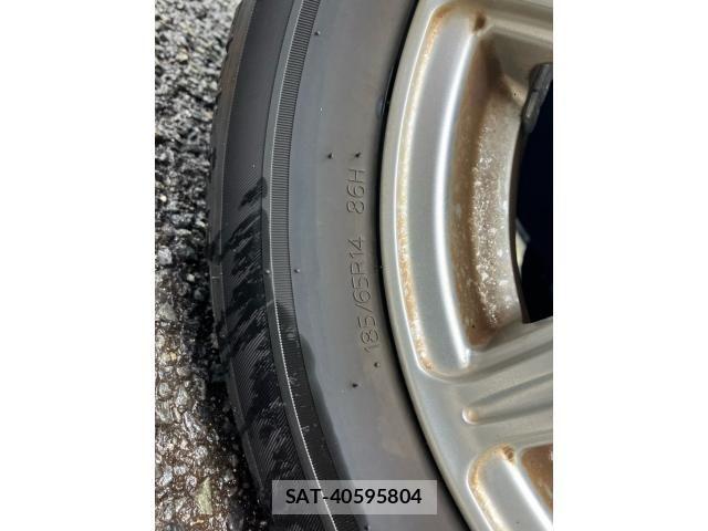 Nissan NOTE 2015-07 8037392-9