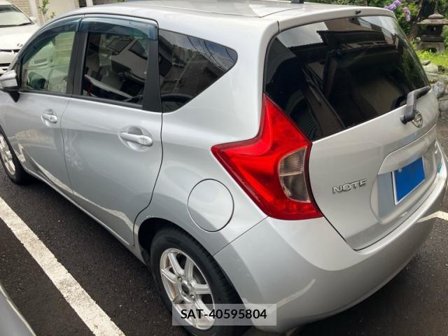 Nissan NOTE 2015-07 8037392-4