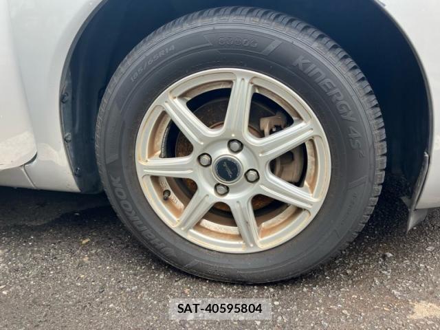 Nissan NOTE 2015-07 8037392-8