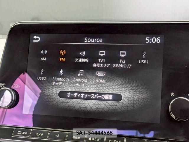 Nissan NOTE 2021-04 8037335-5