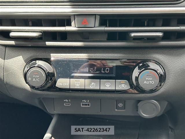 Nissan NOTE 2022-07 8037324-8
