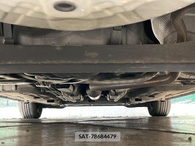 Nissan NOTE 2014-05 8037372-18