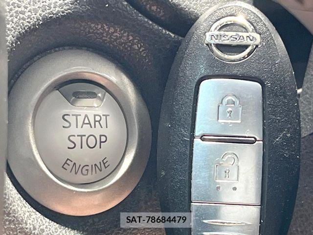 Nissan NOTE 2014-05 8037372-5