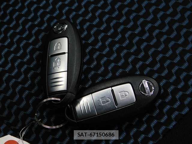 Nissan NOTE 2013-08 8037371-9