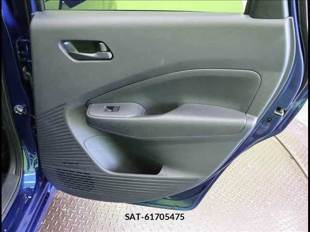 Nissan NOTE 2021-03 8037352-20