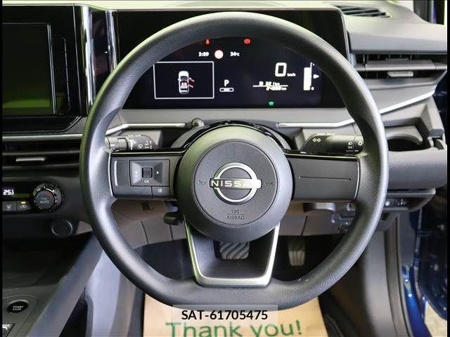 Nissan NOTE 2021-03 8037352-8