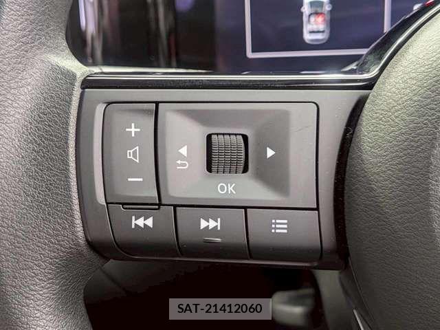 Nissan NOTE 2021-10 8037334-9