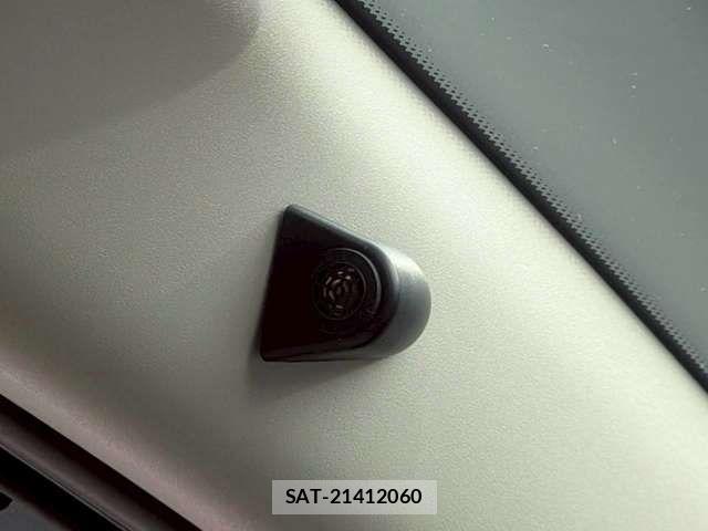 Nissan NOTE 2021-10 8037334-12