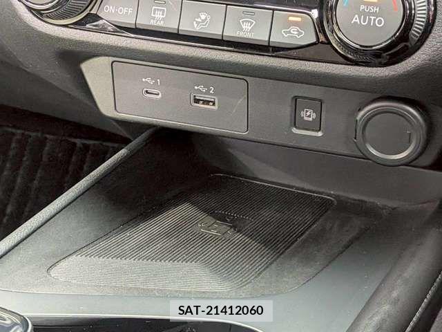Nissan NOTE 2021-10 8037334-17