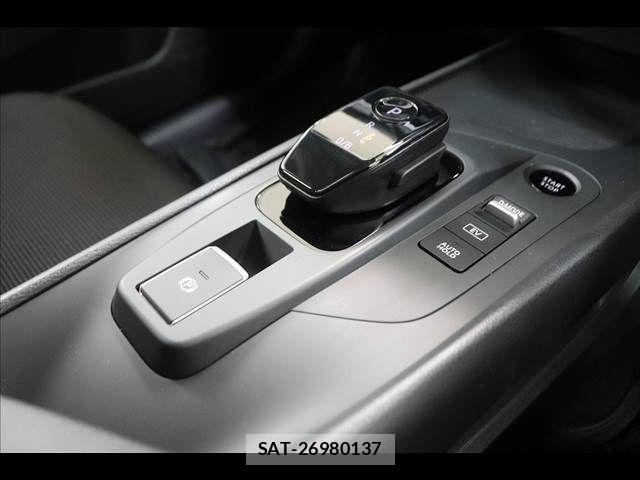 Nissan NOTE 2022-02 8037345-4