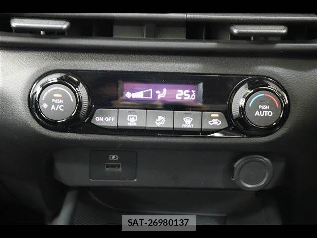 Nissan NOTE 2022-02 8037345-5