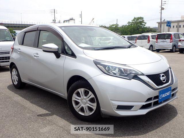 Nissan NOTE 2017-06 8037369-0