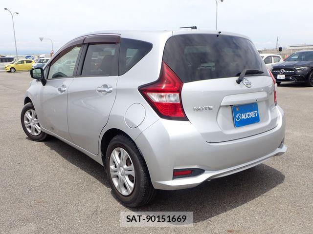 Nissan NOTE 2017-06 8037369-2