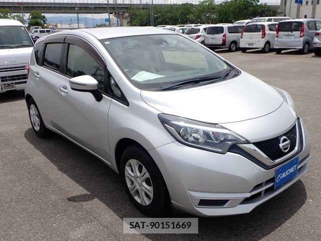 Nissan NOTE 2017-06 8037369-3