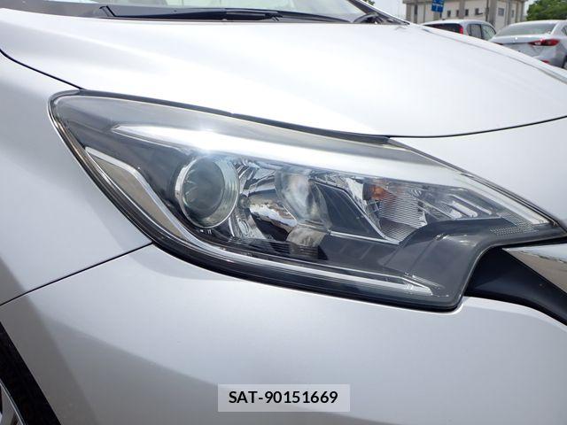Nissan NOTE 2017-06 8037369-7