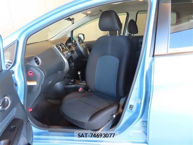 Nissan NOTE 2016-02 8037361-4