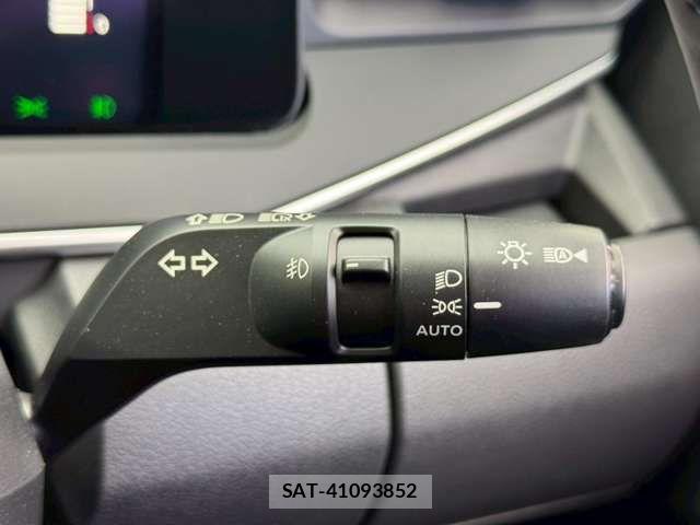 Nissan NOTE 2021-05 8037328-10