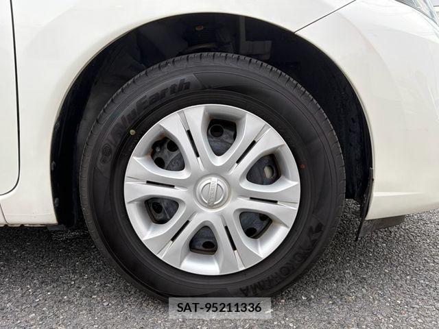 Nissan NOTE 2019-08 8037360-9