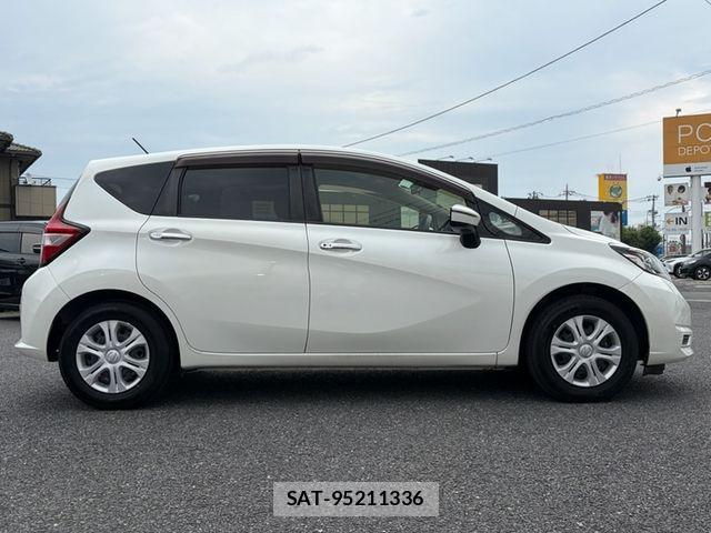 Nissan NOTE 2019-08 8037360-10