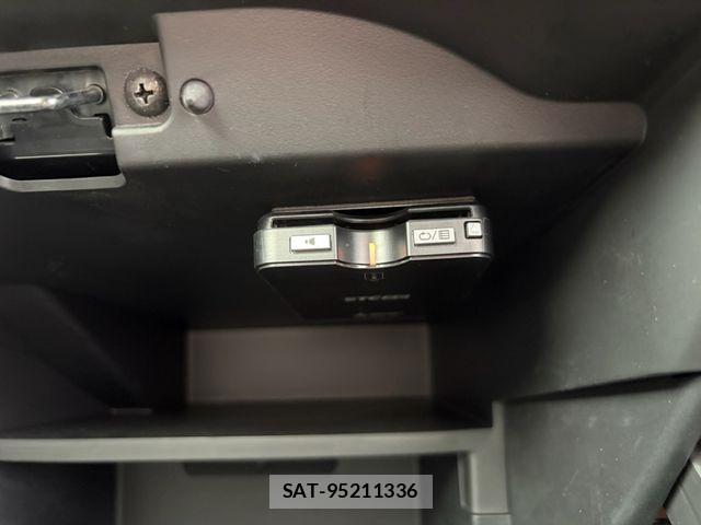Nissan NOTE 2019-08 8037360-19