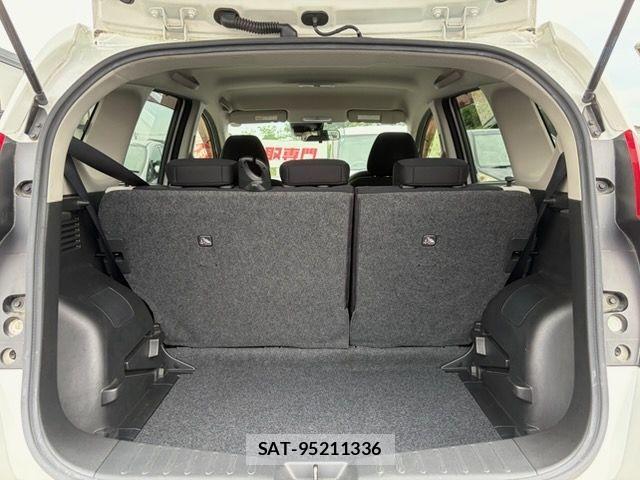 Nissan NOTE 2019-08 8037360-28