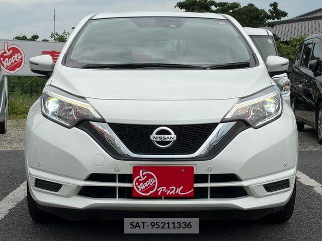 Nissan NOTE 2019-08 8037360-6