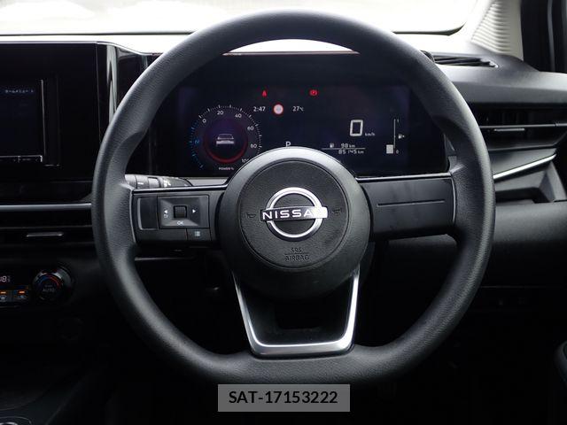 Nissan NOTE 2021-06 8037355-4