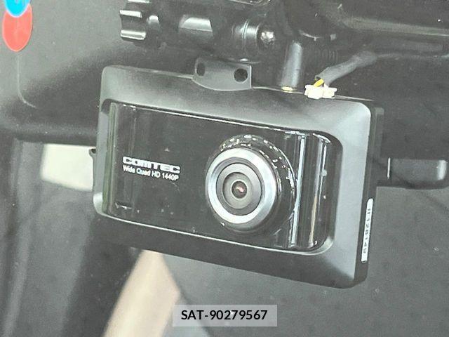 Nissan NOTE 2017-03 8037358-5