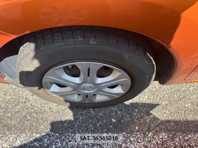 Nissan NOTE 2016-11 8037368-9