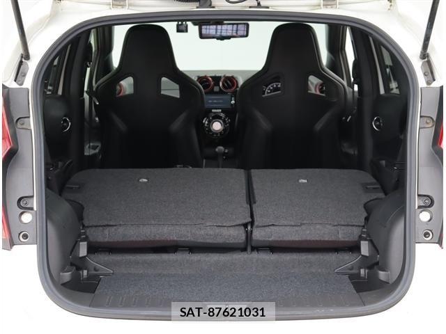 Nissan NOTE 2017-05 8037336-7