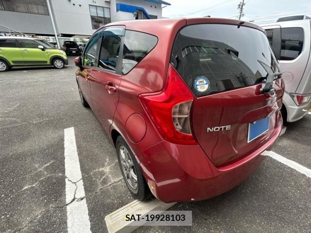 Nissan NOTE 2013-12 8037391-4