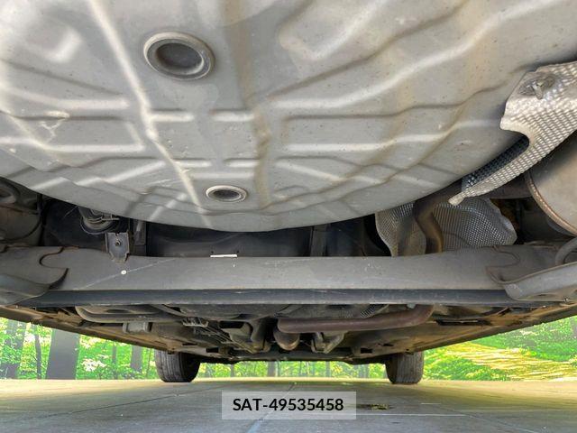 Nissan NOTE 2015-10 8037363-18