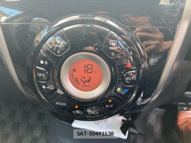 Nissan NOTE 2014-03 8037380-18