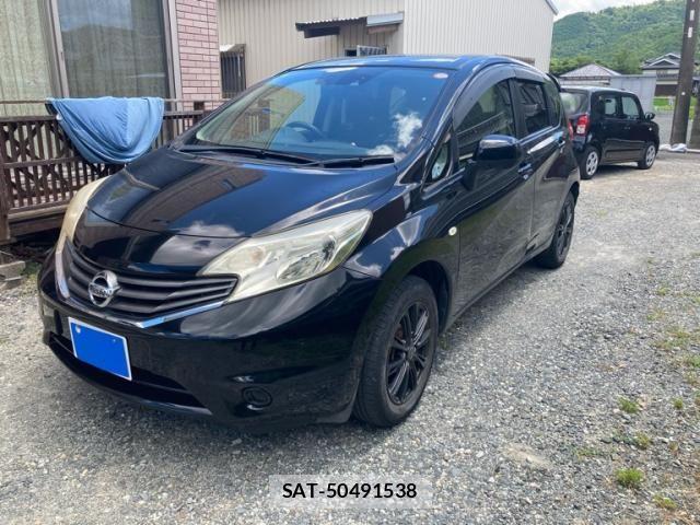 Nissan NOTE 2014-03 8037380-1