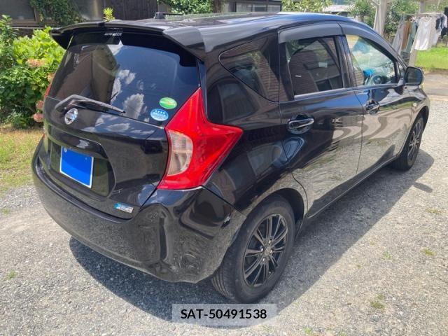 Nissan NOTE 2014-03 8037380-5
