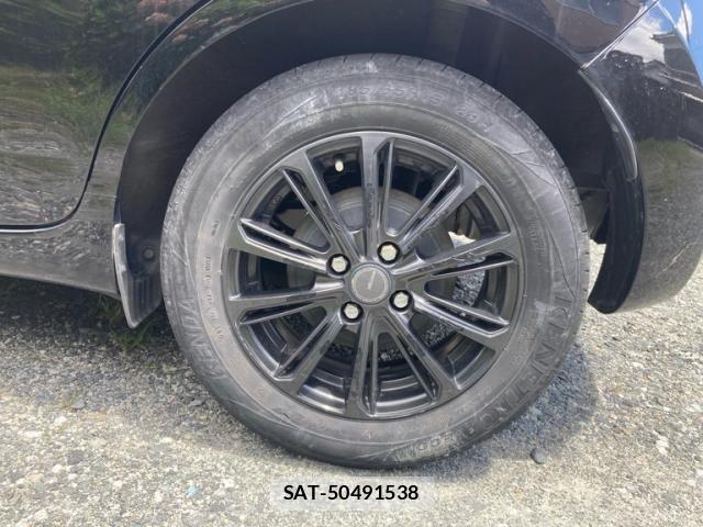 Nissan NOTE 2014-03 8037380-8