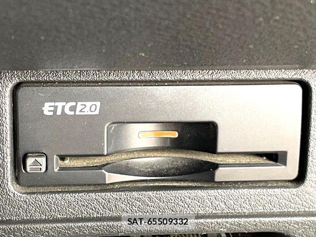 Nissan NOTE 2021-05 8037349-5