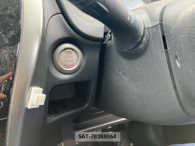 Nissan NOTE 2014-02 8037377-10
