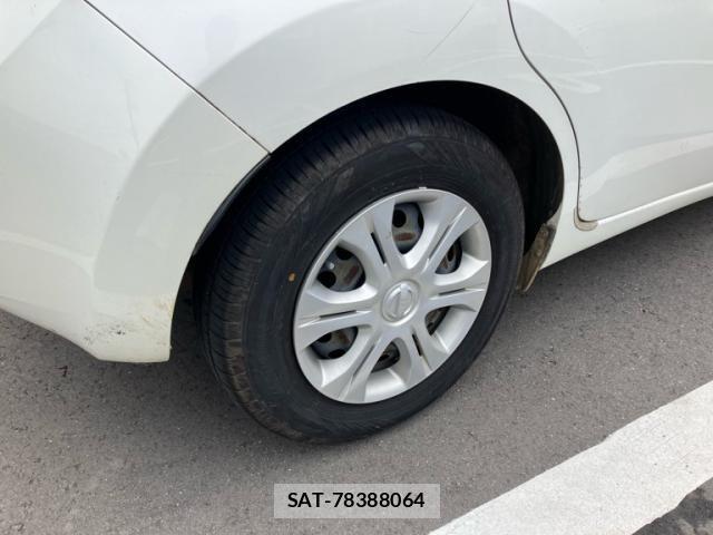 Nissan NOTE 2014-02 8037377-15