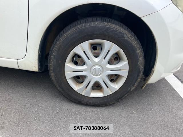 Nissan NOTE 2014-02 8037377-18
