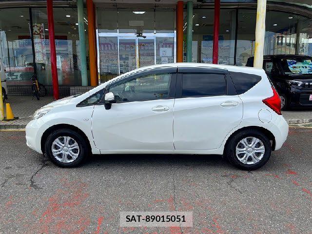 Nissan NOTE 2014-02 8037366-13