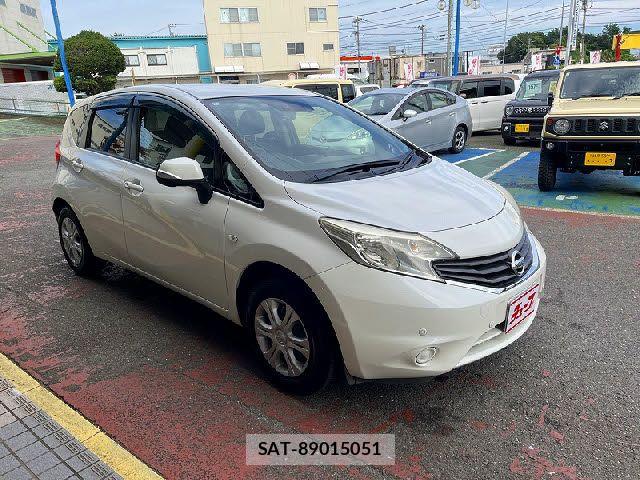 Nissan NOTE 2014-02 8037366-6