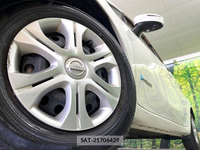 Nissan NOTE 2018-02 8074982-11