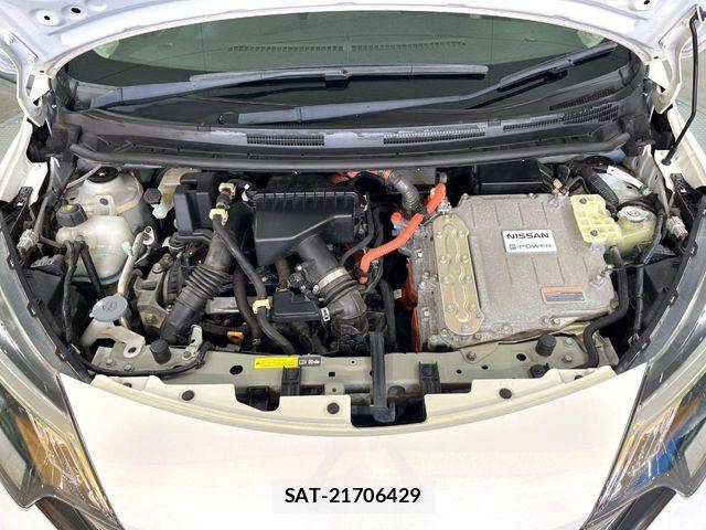 Nissan NOTE 2018-02 8074982-17