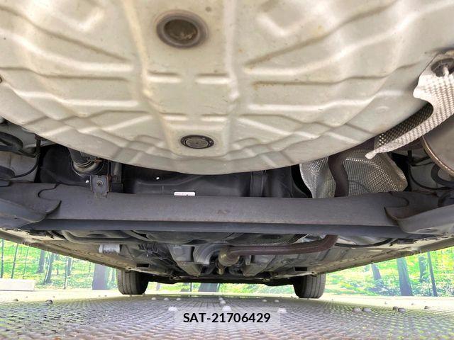 Nissan NOTE 2018-02 8074982-18