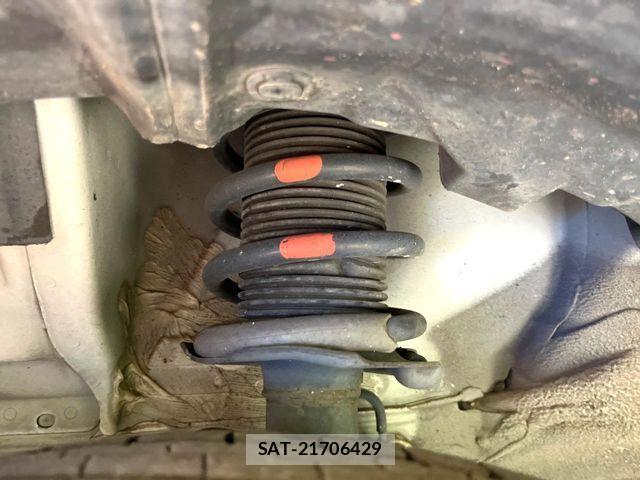 Nissan NOTE 2018-02 8074982-19