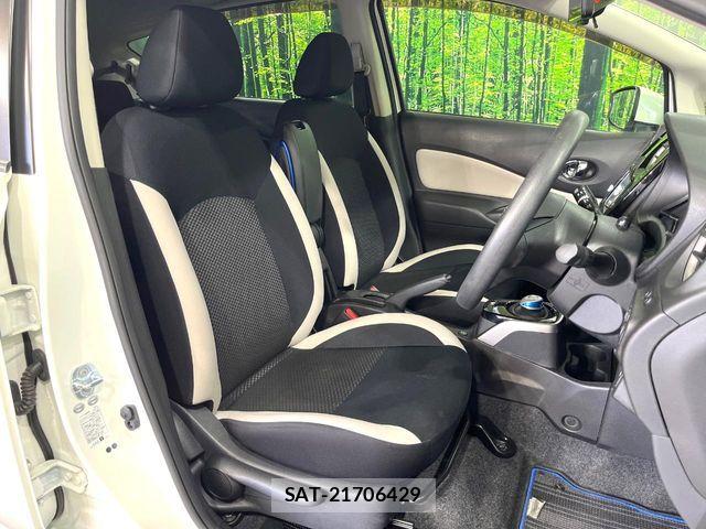 Nissan NOTE 2018-02 8074982-7