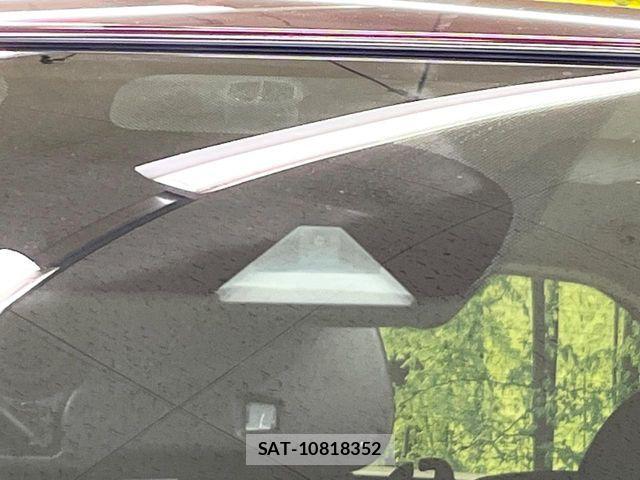 Nissan NOTE 2015-11 8074983-2