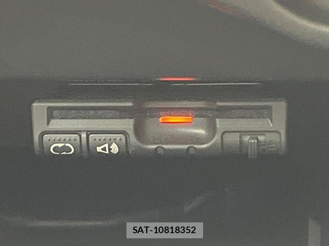 Nissan NOTE 2015-11 8074983-5