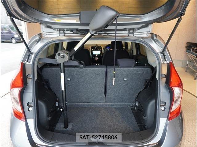 Nissan NOTE 2013-04 8074986-16